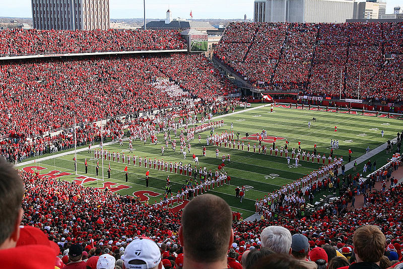 File:Nebraska-entrancethroughband.jpg